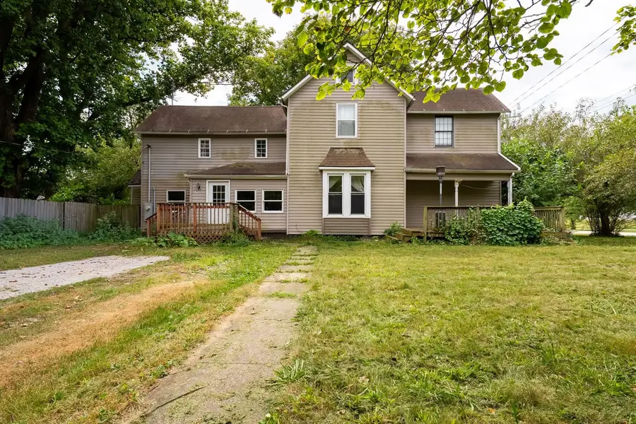 102 E North Street, Bellflower, IL 61724 - #2