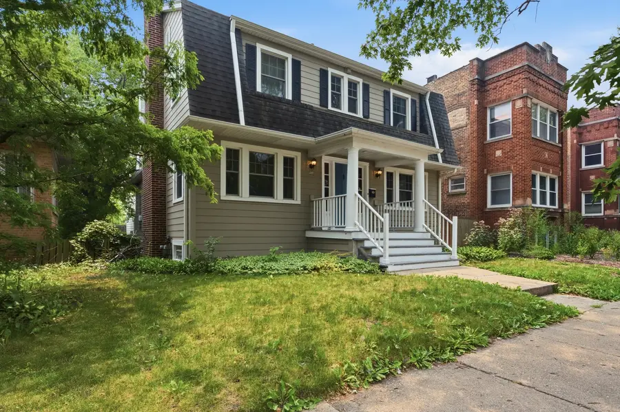 3829 W Addison Street, Chicago, IL 60618 - #2