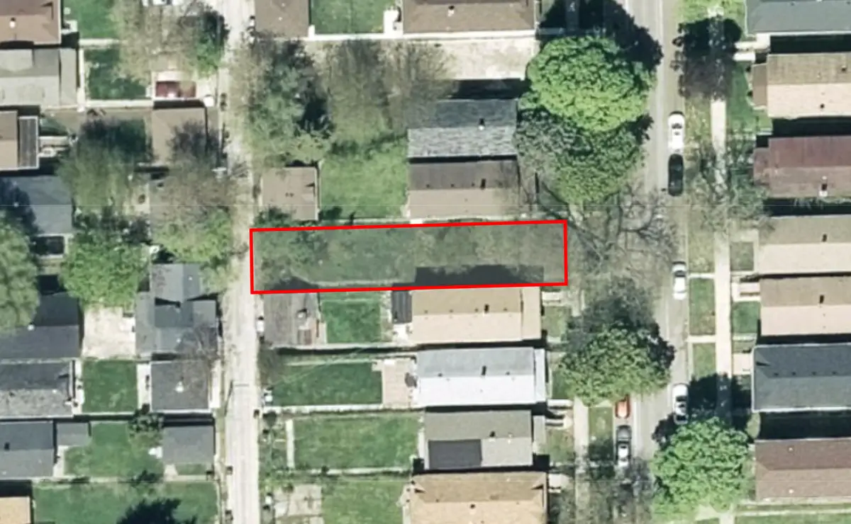 8532 S Colfax Avenue, Chicago, IL 60617 - #1