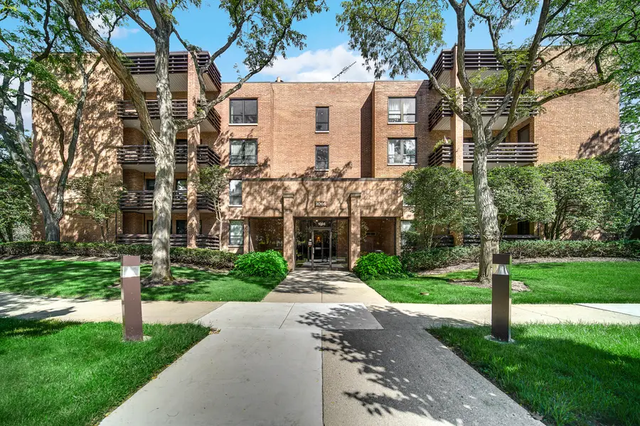 1066 Shermer Road #11, Northbrook, IL 60062 - #2