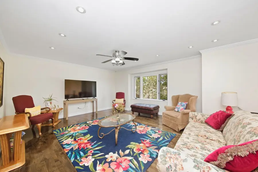 115 W King George Court, Palatine, IL 60067 - #2