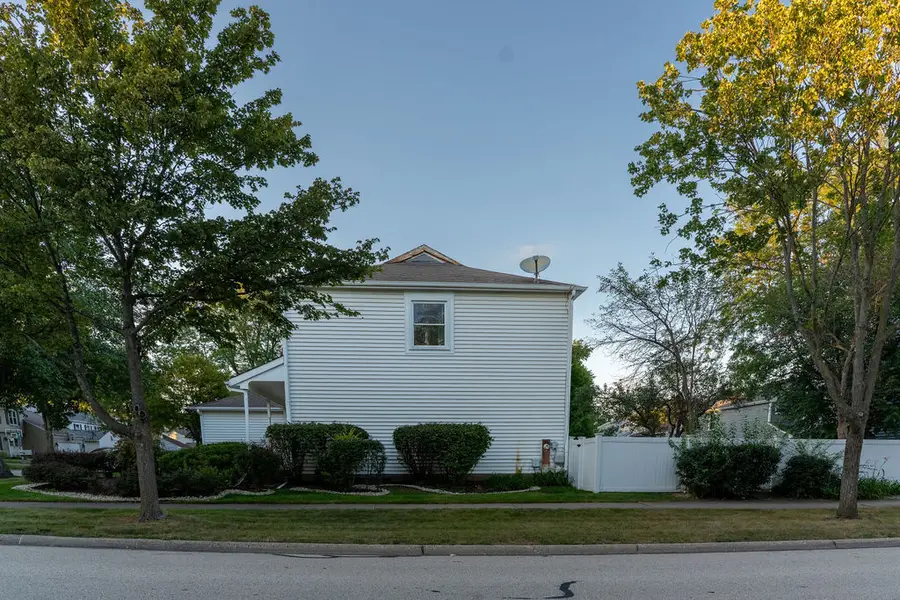 901 Providence Lane, Buffalo Grove, IL 60089 - #3