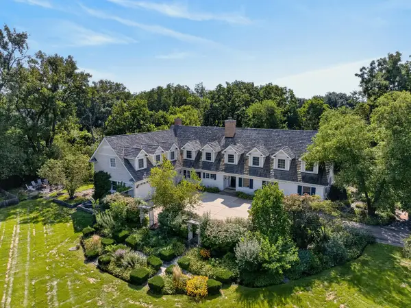 875 Sterling Road, Inverness, IL 60067