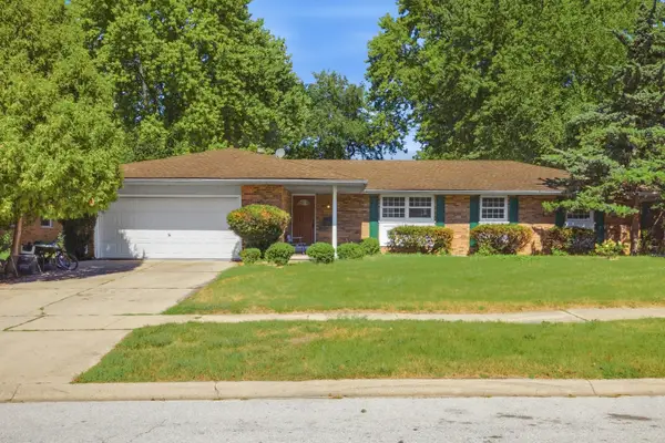 2355 Coach And Surrey Lane, Aurora, IL 60506