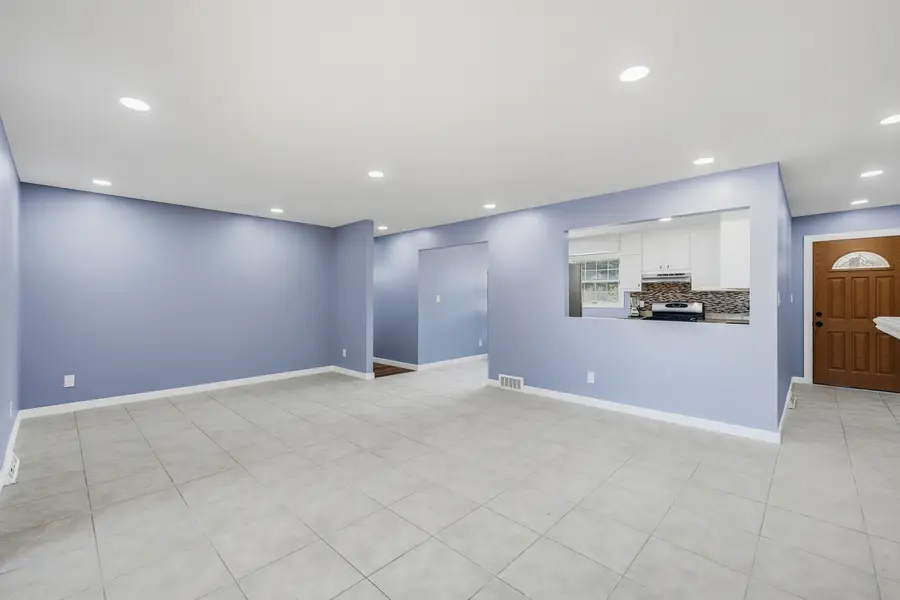2355 Coach And Surrey Lane, Aurora, IL 60506 - #3