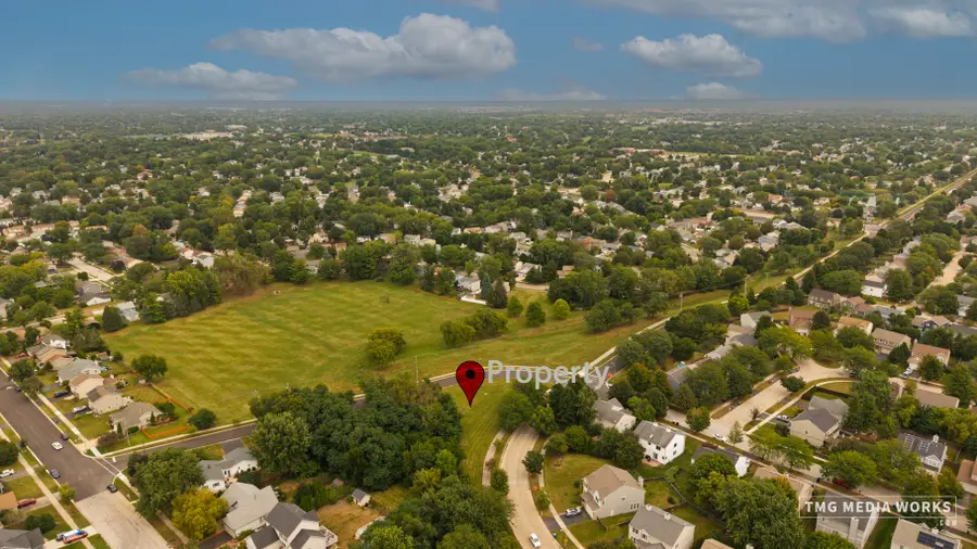 2 E 87 Street, Aurora, IL 60502 - #3