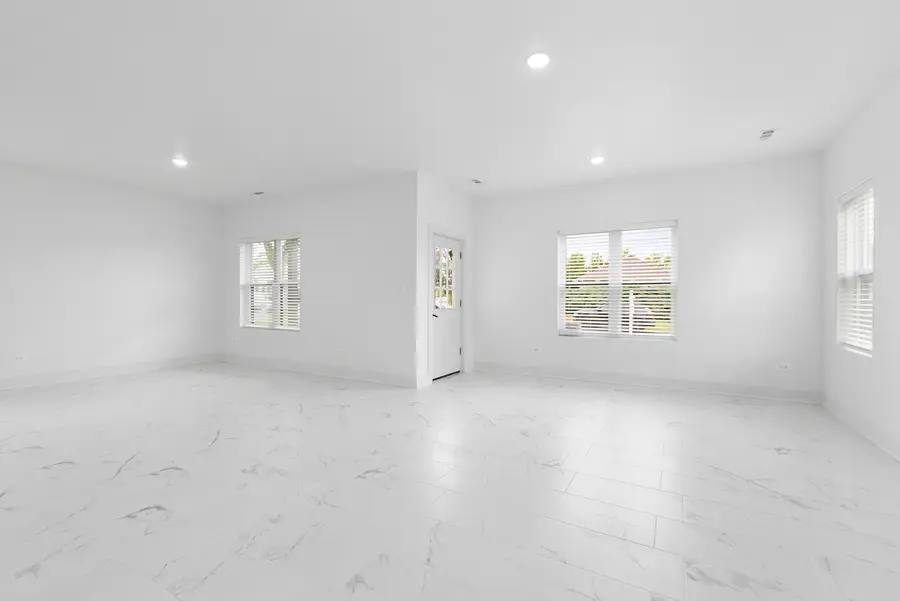 94 W 30th Place, South Chicago Heights, IL 60411 - #3