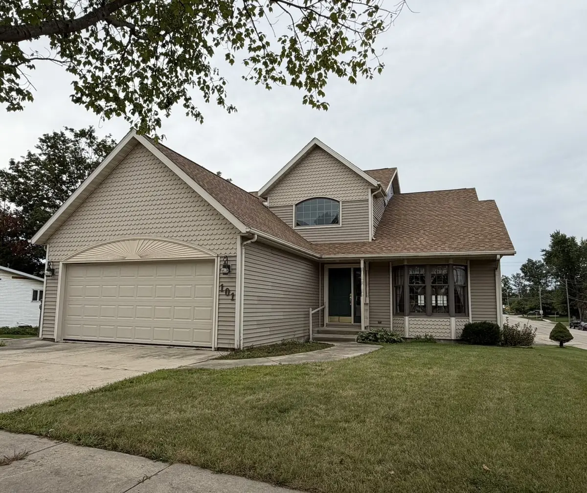 101 E Provost Street, Lena, IL 61048 - #1