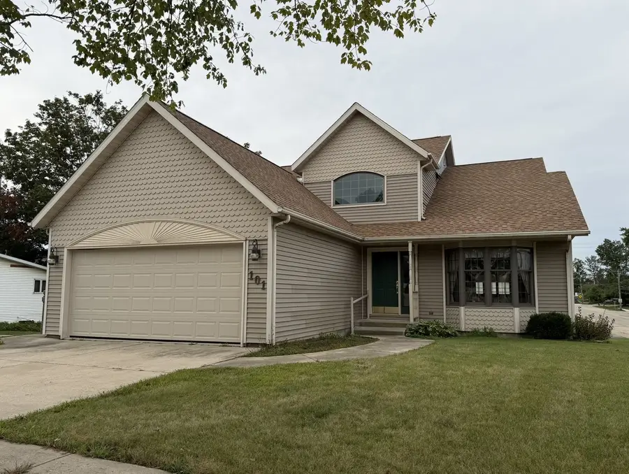 101 E Provost Street, Lena, IL 61048 - #2