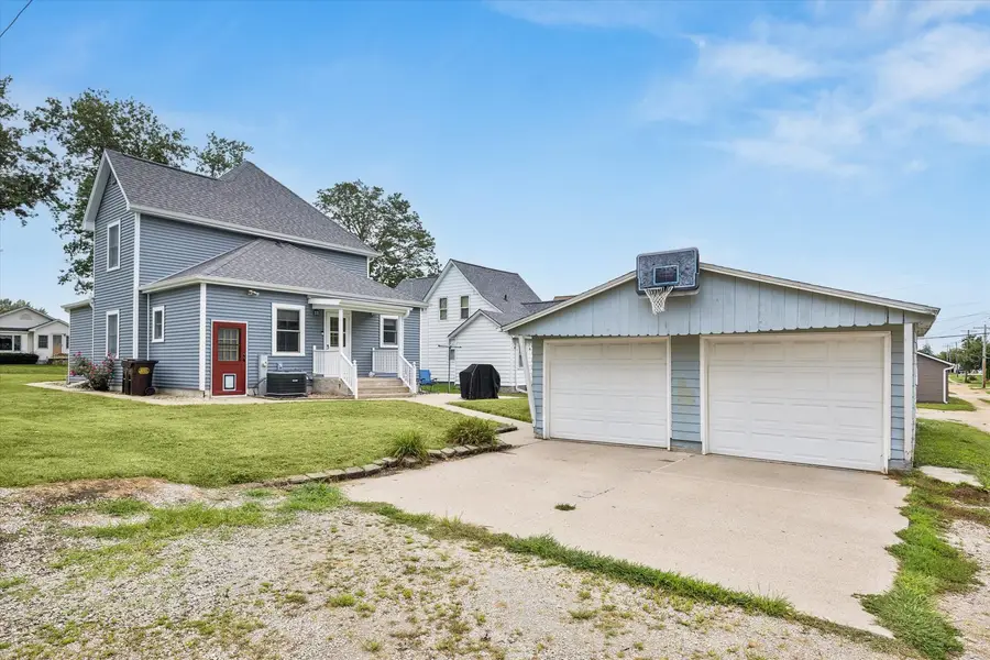 1118 10th Avenue, Fulton, IL 61252 - #3
