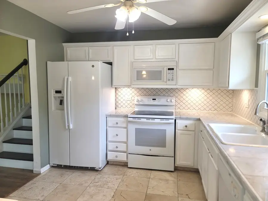 4112 Crimson Drive, Hoffman Estates, IL 60192 - #3