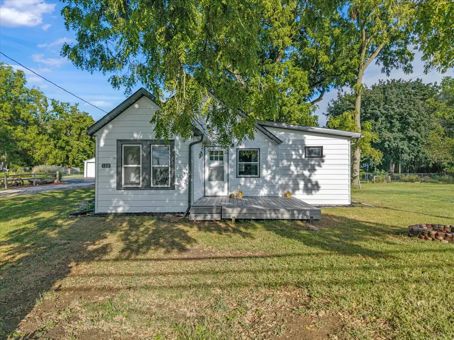 1219 Devils Glen Road, Bettendorf, IA 52722 - #2