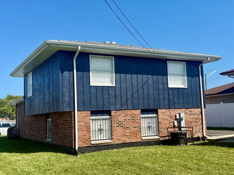 931 Miller Place, Phoenix, IL 60426 - #3