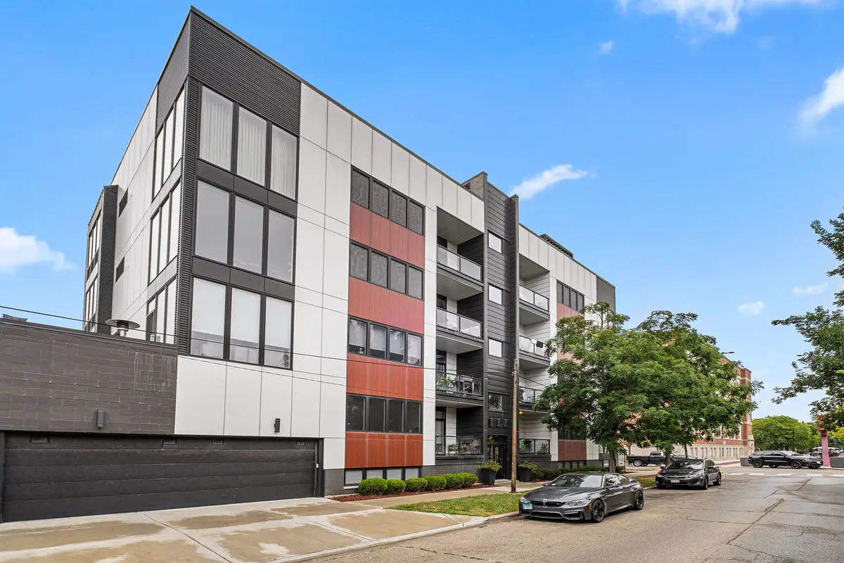 1300 N Claremont Avenue #1E, Chicago, IL 60622 - #1
