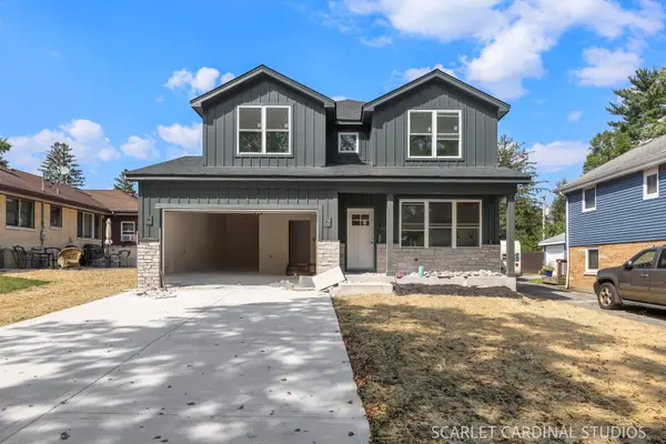 100 E Adams Avenue, Villa Park, IL 60181