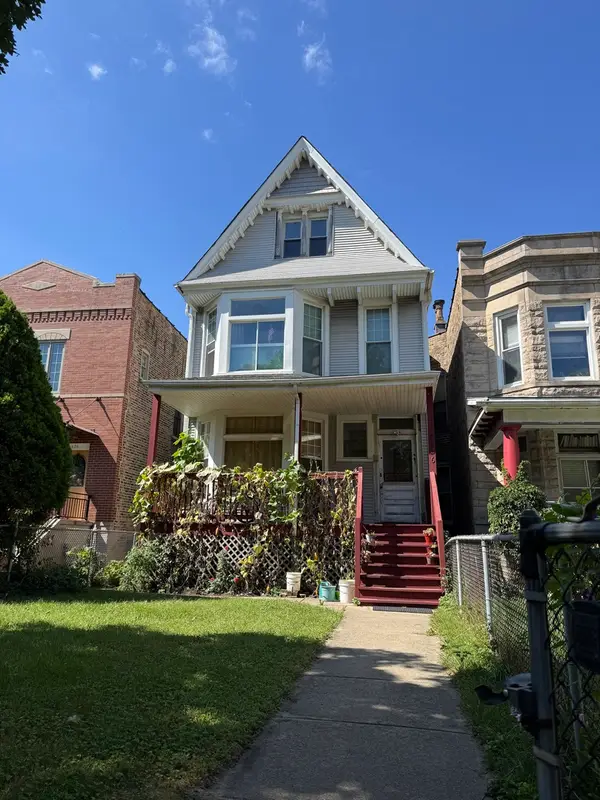 4426 N Damen Avenue, Chicago, IL 60625