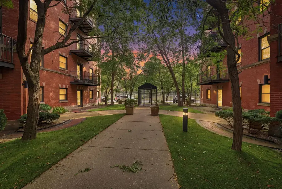 5944 S King Drive #1E, Chicago, IL 60637 - #2