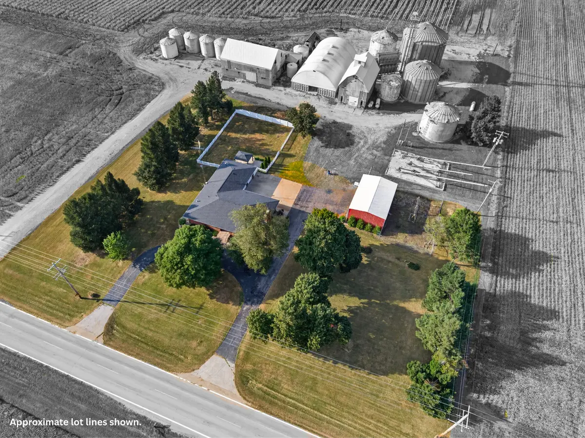 1347 N 33rd Road, Ottawa, IL 61350 - #1