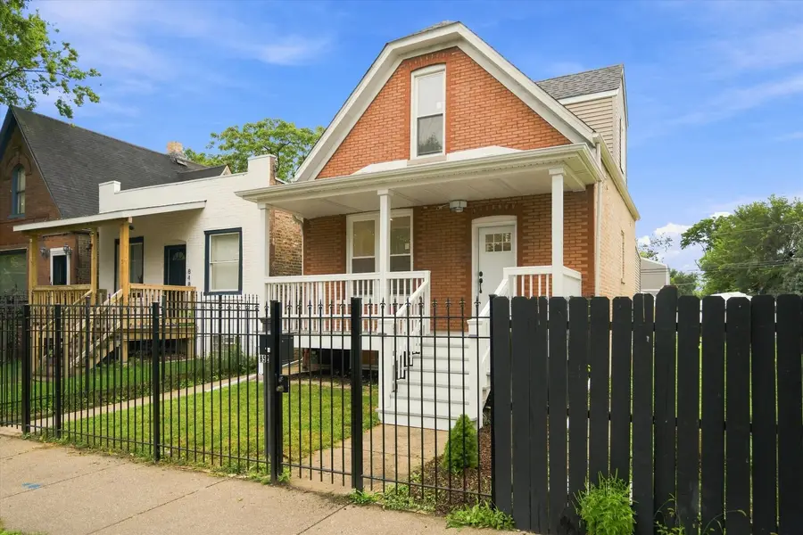 852 N Trumbull Avenue, Chicago, IL 60651 - #3