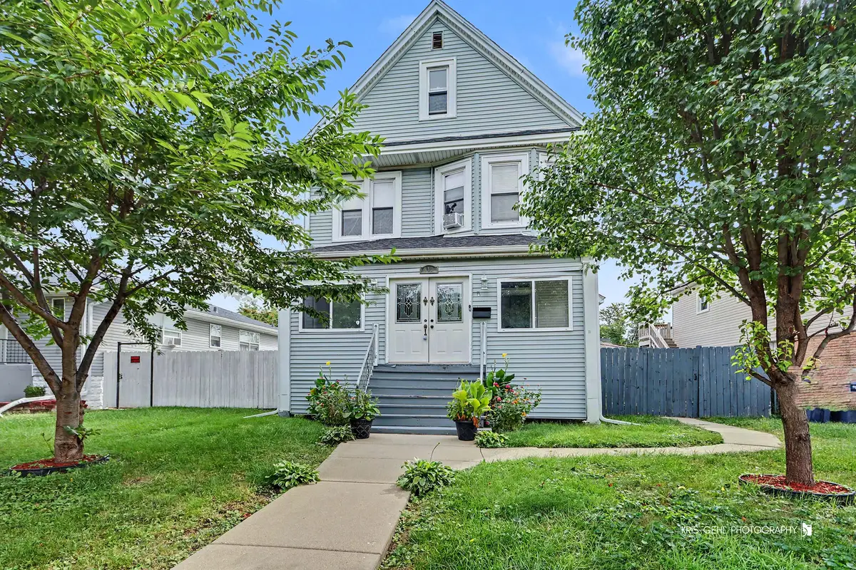 415 S 20th Avenue S, Maywood, IL 60153 - #1