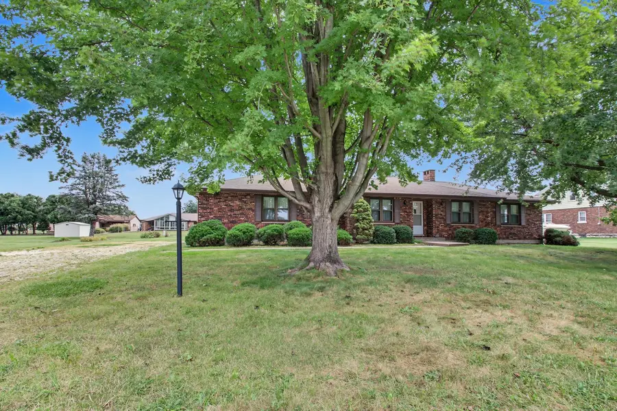 2319 S 8th Street, Quincy, IL 62305 - #3