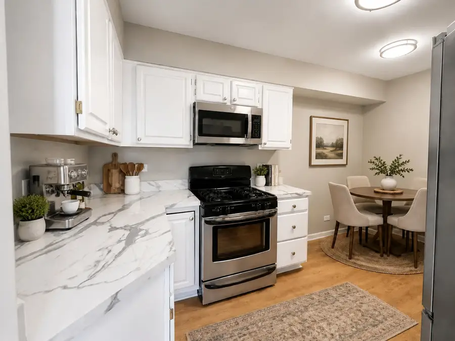 4806 Turnberry Drive, Hoffman Estates, IL 60010 - #3