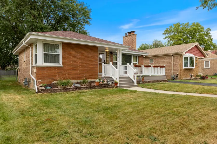 9643 S Richmond Avenue, Evergreen Park, IL 60805 - #3