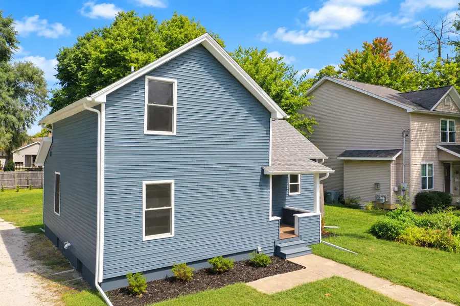 406 E Willow Street, Normal, IL 61761 - #3