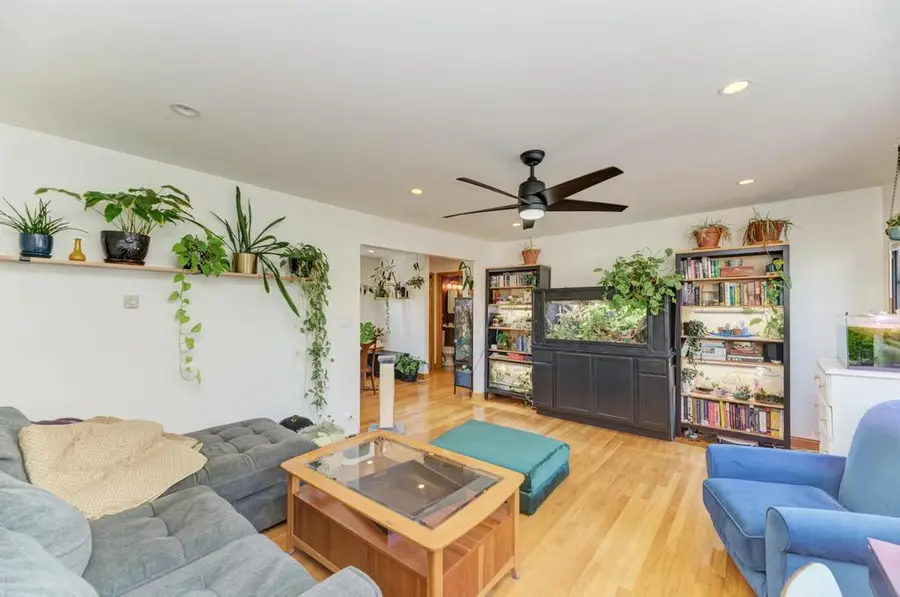 Address Withheld By Seller, Chicago, IL 60626 - #3