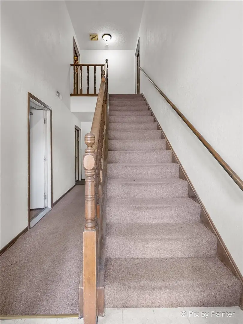 1511 Longwood Drive #1511, Sycamore, IL 60178 - #2
