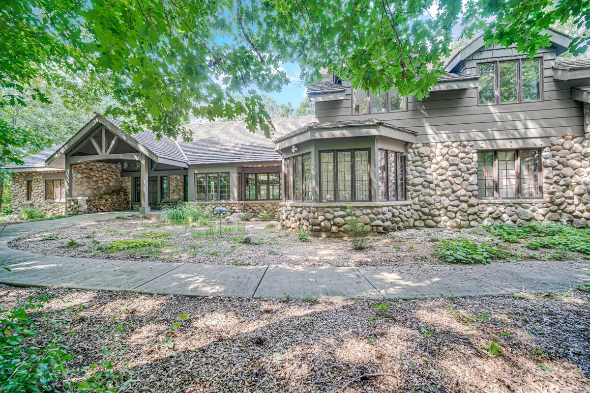 27250 N Meadowoods Lane, Mettawa, IL 60048 - #1