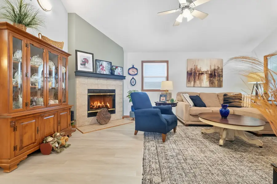 136 N Van Buren Avenue, Bradley, IL 60915 - #2