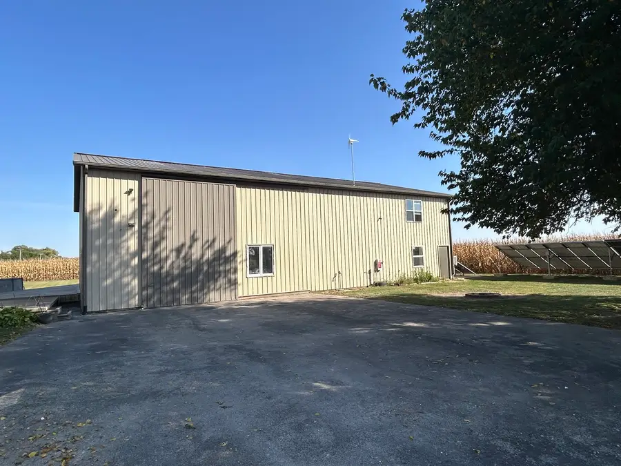11014 E 1500 North Road, Fairmount, IL 61841 - #3