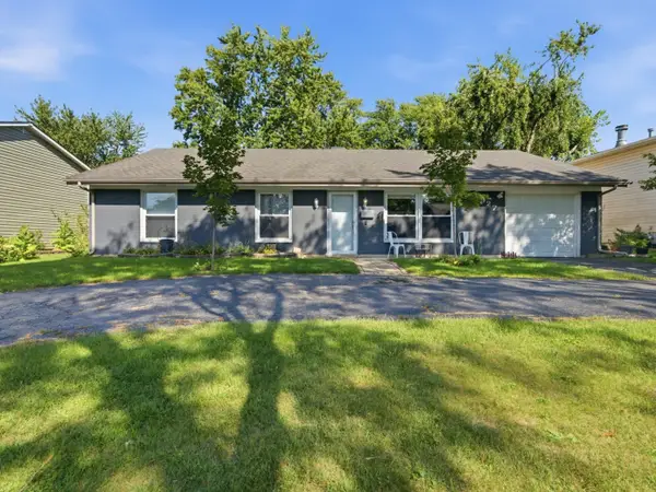 7927 Sherwood Circle, Hanover Park, IL 60133
