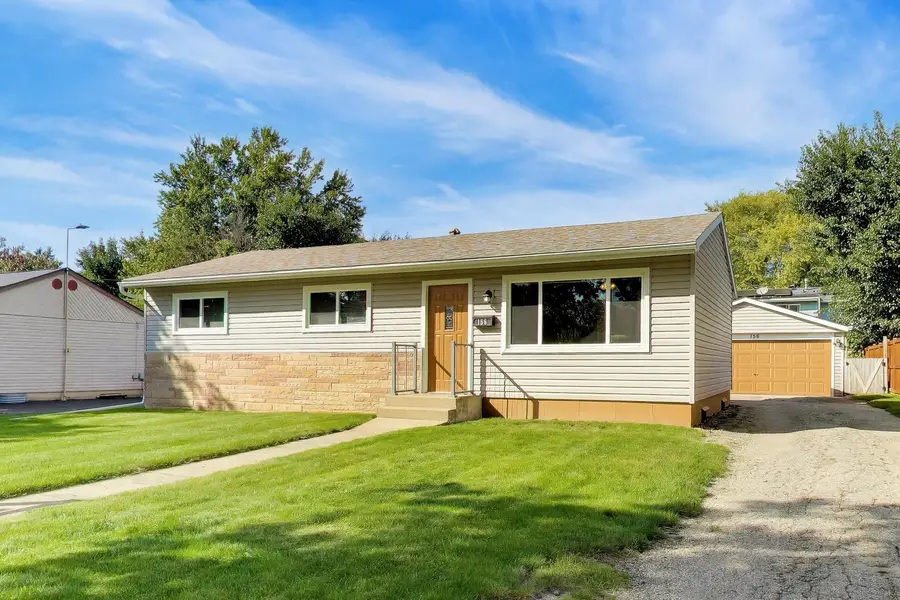 156 Terry Court, Woodstock, IL 60098 - #3