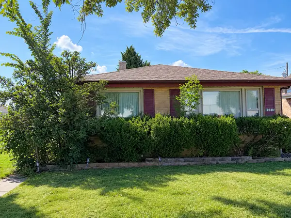 10813 Belmont Avenue, Melrose Park, IL 60164