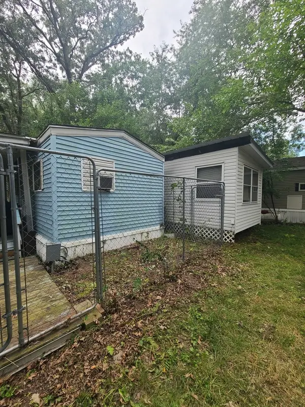 17/282 Woodhaven, Sublette, IL 61367
