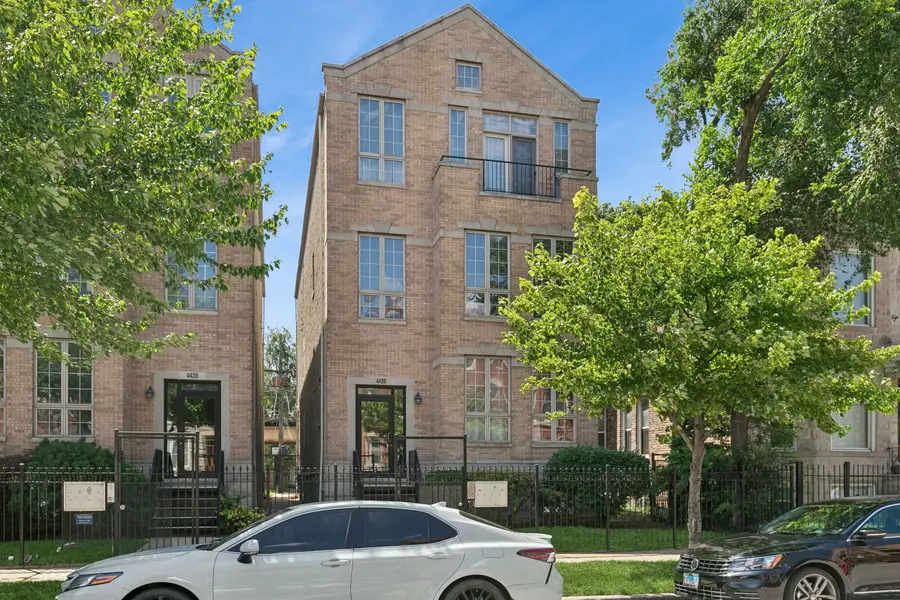 4426 S Calumet Avenue #G, Chicago, IL 60653 - #2