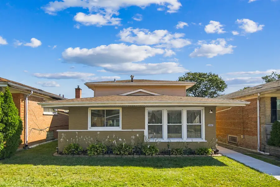 12901 S Carpenter Street, Calumet Park, IL 60827 - #2