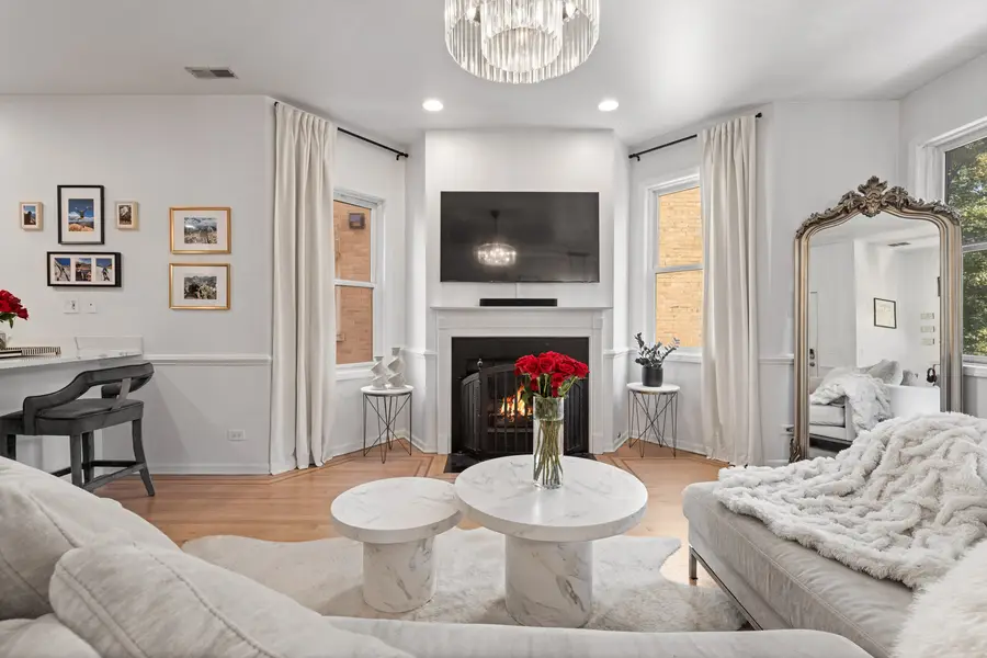 4124 N Kenmore Avenue #2N, Chicago, IL 60613 - #3