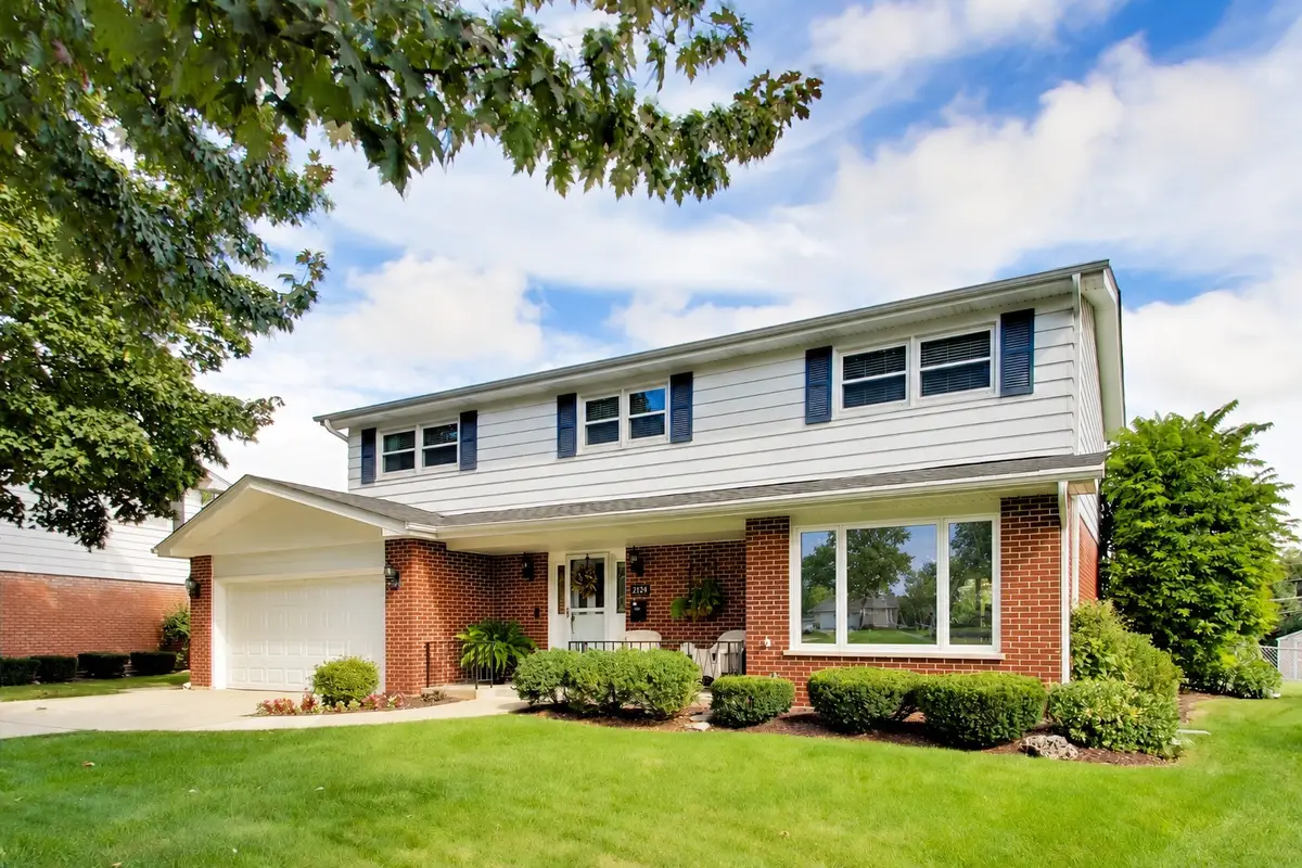 2424 E Miner Street, Arlington Heights, IL 60004 - #1