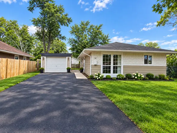 147 Birch Street, Carpentersville, IL 60110