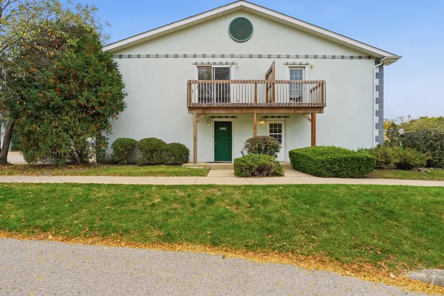 1083 Greenwood Circle, Woodstock, IL 60098 - #2