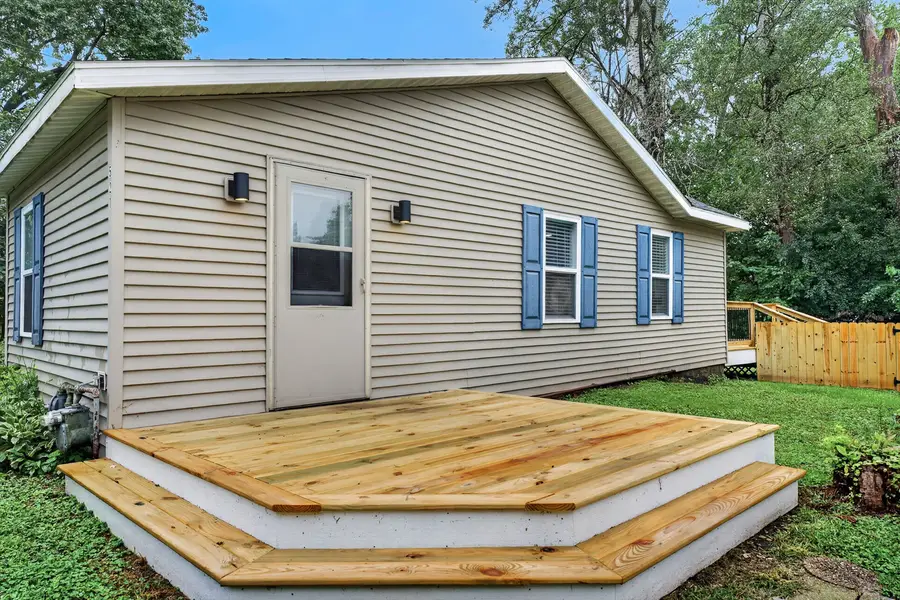 521 Elaine Terrace, Lakemoor, IL 60051 - #3
