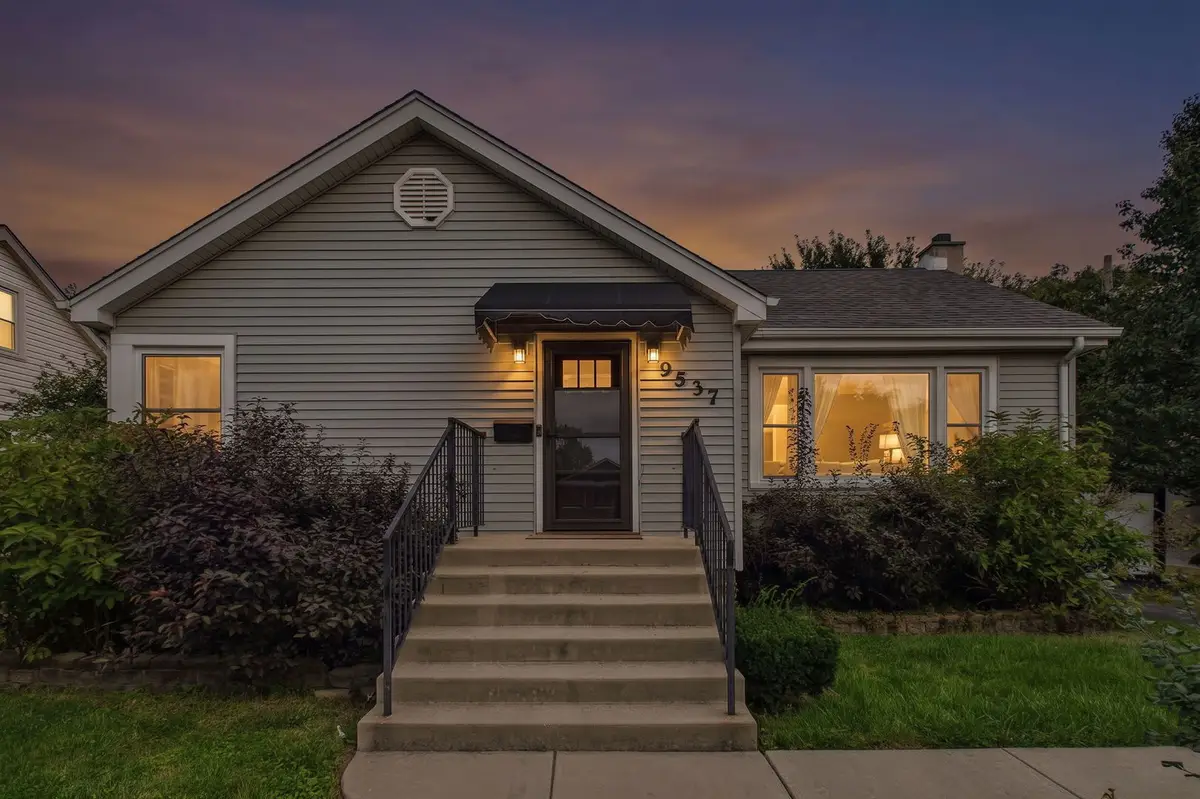 Address Withheld By Seller, Oak Lawn, IL 60453 - #1