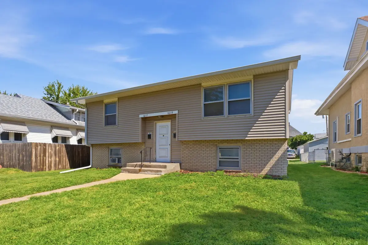 1617 29 1/2 Street, Rock Island, IL 61201 - #1
