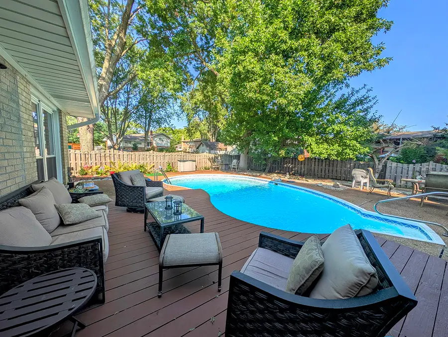 910 E Cherry Lane, Arlington Heights, IL 60004 - #2
