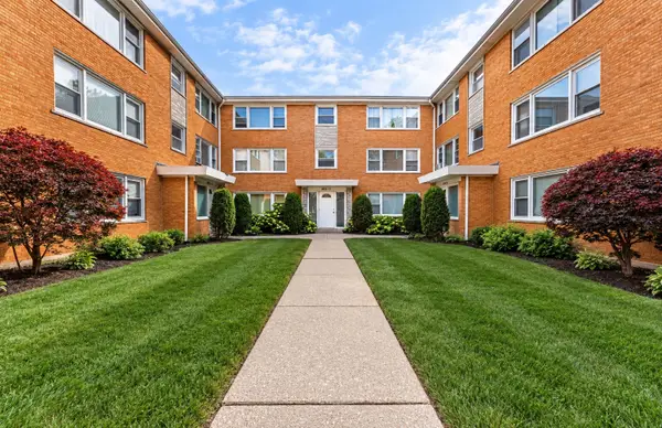6935 W 64th Place #2A, Chicago, IL 60638
