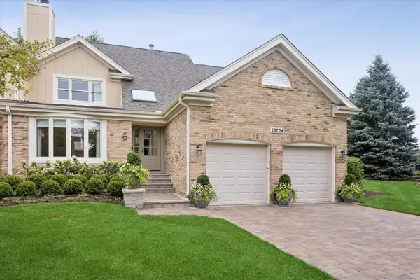 10724 Hollow Tree Court, Orland Park, IL 60462