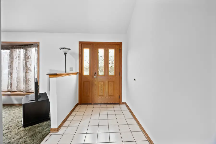 8515 Leclaire Avenue, Burbank, IL 60459 - #2